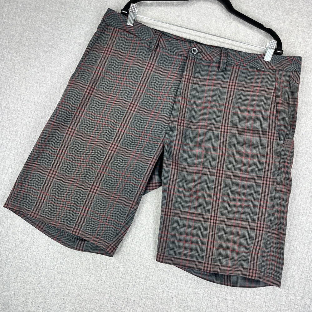 Travis Mathew Golf Shorts Mens 38 Grey Red Plaid‎ Glen Check Performance Stretch
